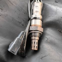 Used Oxygen Sensor with Wiring Harness