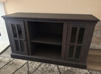 TV storage table $45 pick up now