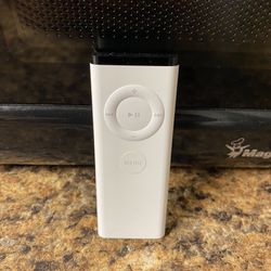 Apple TV Remote 