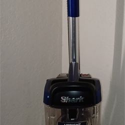 Shark Vacuum Cleaner !!!!!!!PLEASE READ!!!¡!!!!!