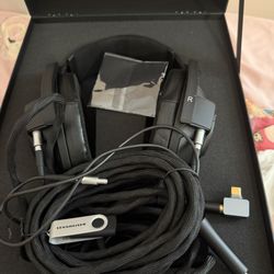 Sennheiser HD 820 – Like New – $1800