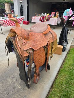 Vintage Tex Tan Imperial Western Show Saddle – Hand Tooled Leather – Collector's Piece l, Hoarse