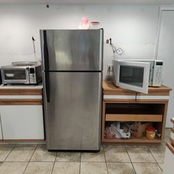 Refrigerator .