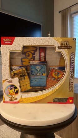 Pokémon TCG 30th Celebration Poster Collection Box