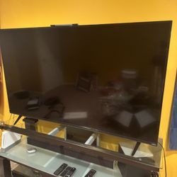 65” Vizio Smart TV – Model D65u-D2 – Barely Used