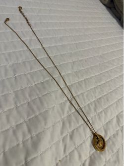 ERSACE MENS MEDUSA NECKLACE GOLD METAL