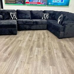 New In Boxes Black Large Sectional Sofa 