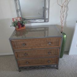 Bedroom Wicker Set 2 Night Stands / 2 Dresser 