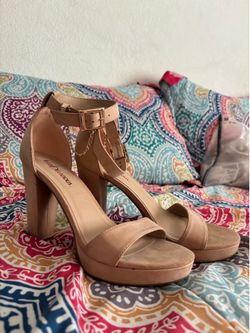 Beige heels