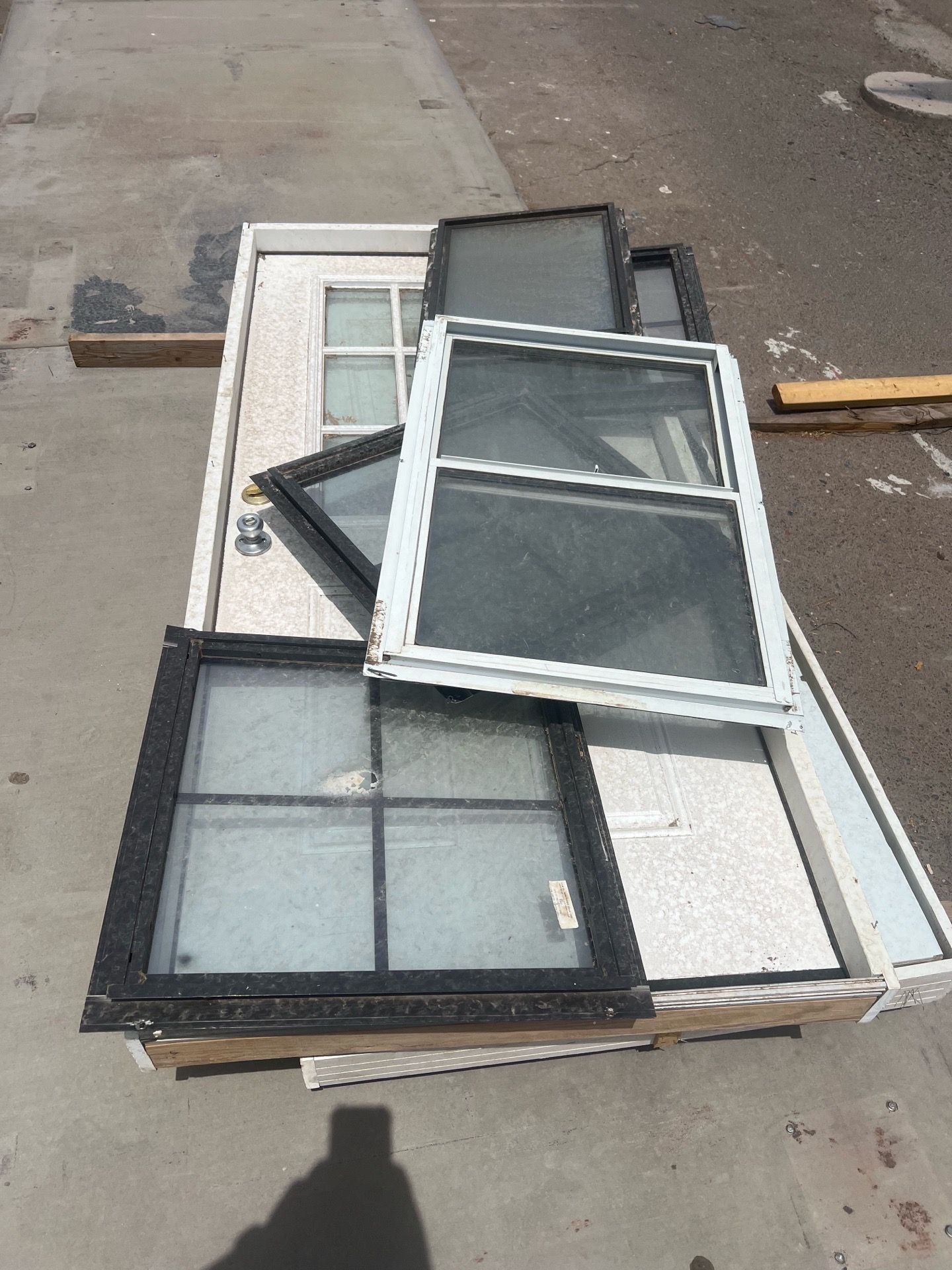2 Doors + 4 Windows - Full Lot Bundle - Phoenix Pickup Only!