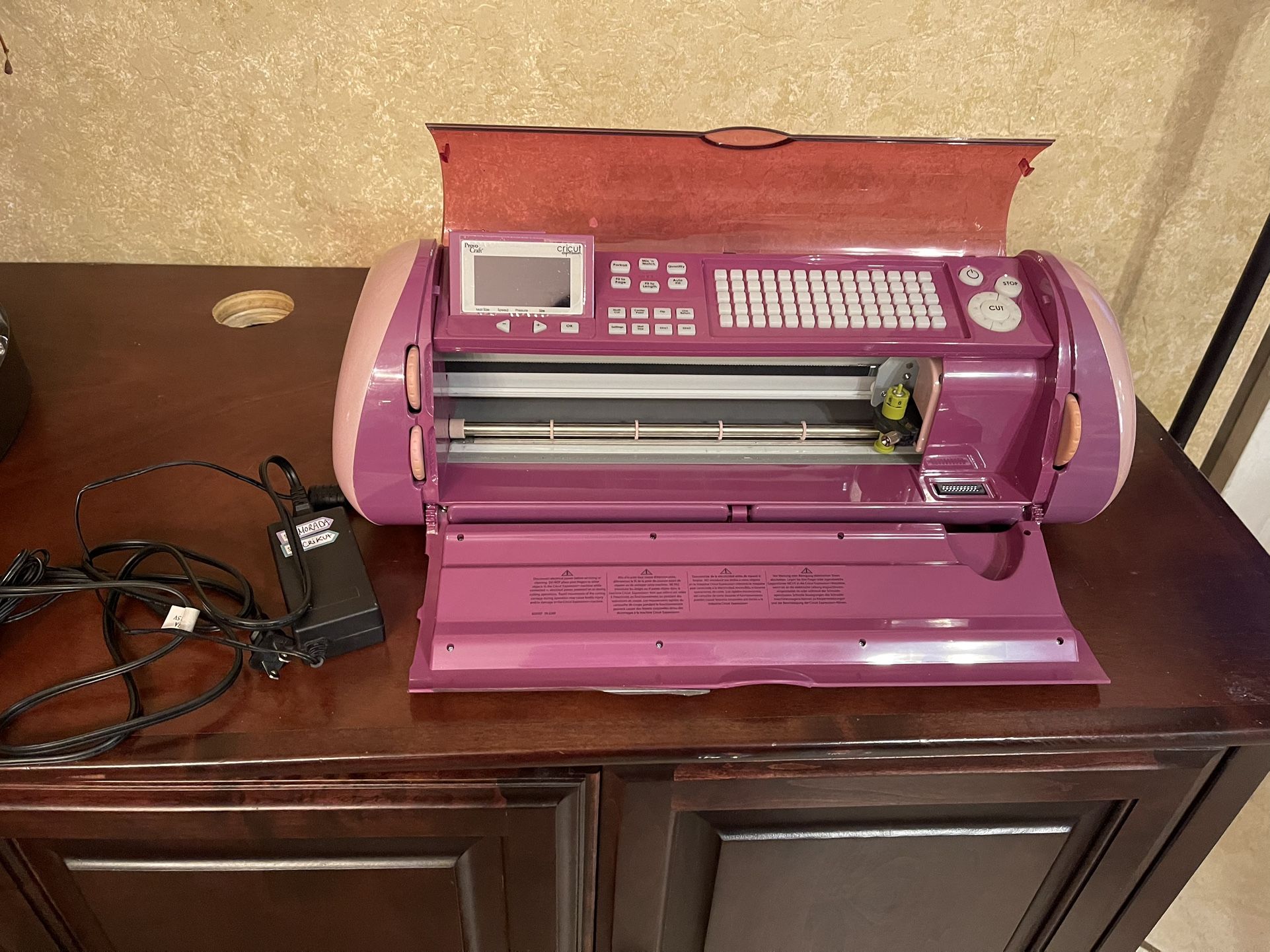 Cricut Expressions Machine 