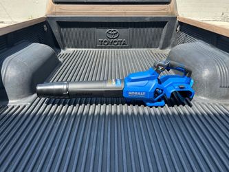 NEW Kobalt 40v 600-CFM Battery Handheld Leaf Blower **Tool Only**