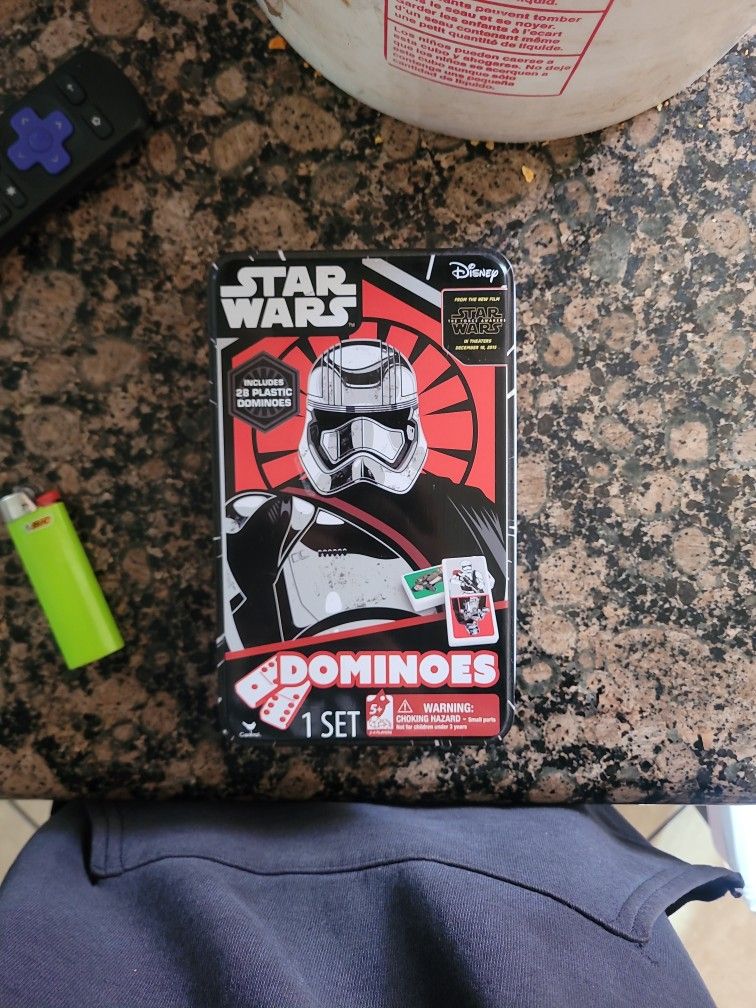Star Wars 28 Piece Dominos Set