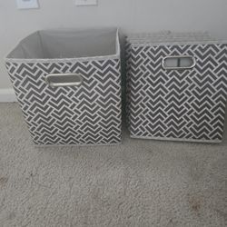 Move out sale: Set of six Grey White Geometric Pattern Storage Bins