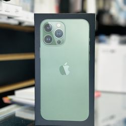 iPhone 13 Pro Max (Factory Unlocked)