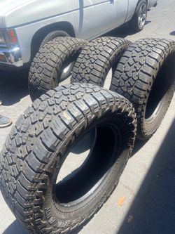 4 Falken Wildpeak A/T Tires – 265/65R17