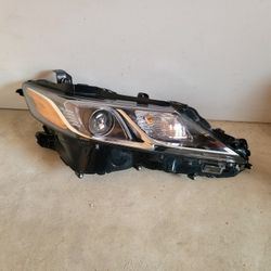Toyota Camry Headlight 