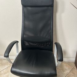 Black Office Chair