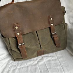 Men’s Messenger Bag (No Shoulder Strap)