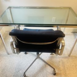 Florence Knoll Mini Desk - Authentic