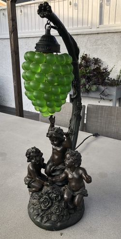 Vintage Cherub/ Cupid grape Table Lamp