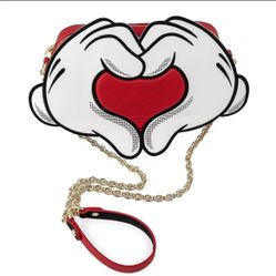 (NWT) Loungefly Disney Mickey & Minnie Mouse Love Heart Hands Crossbody Bag