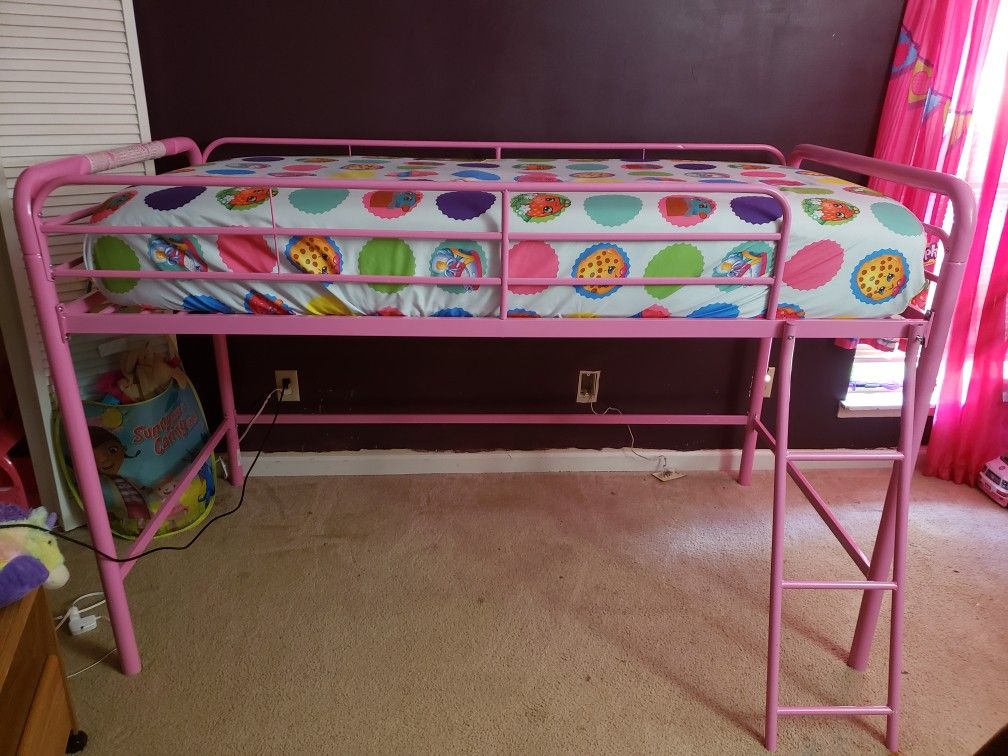 Twin size girls bed frame (half bunk)