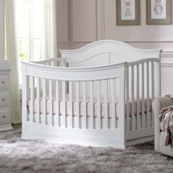 New In Box DaVinci Meadow 4-in-1 Convertible Crib - White
