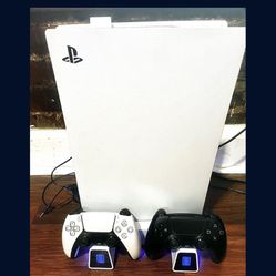 PS5 - 2 Controllers - Charging Dock -headset 350!!!