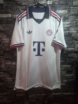 FC Bayern München Adidas Away Football Shirt
