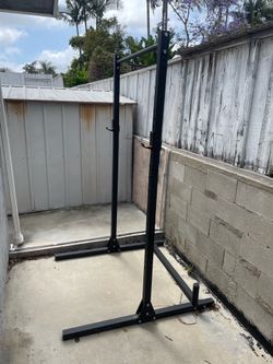 Squat rack