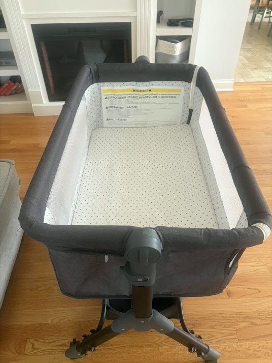 Bassinet Used