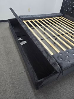 King Storgae Bedframe on SALE