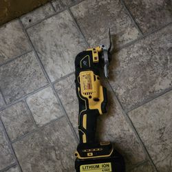 Dewalt Multitool.