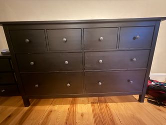 IKEA Hemnes 8 Drawer Dresser - Black/Brown