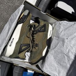 Jordan Retro 4 Olive