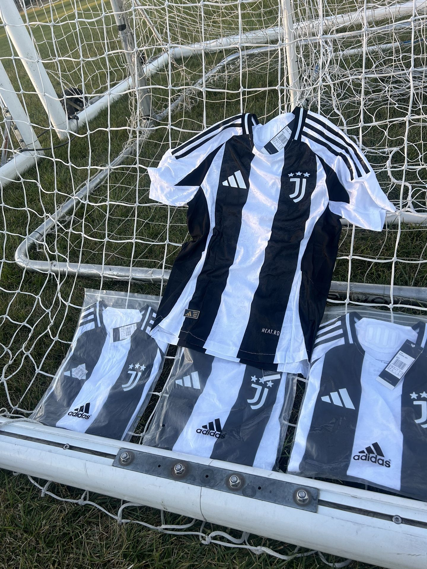 Juventus JERSEY SIZE XL