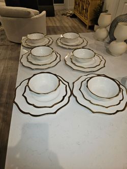 White and Gold Dinnerware Set for 6