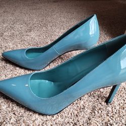 Via Spiga Pumps