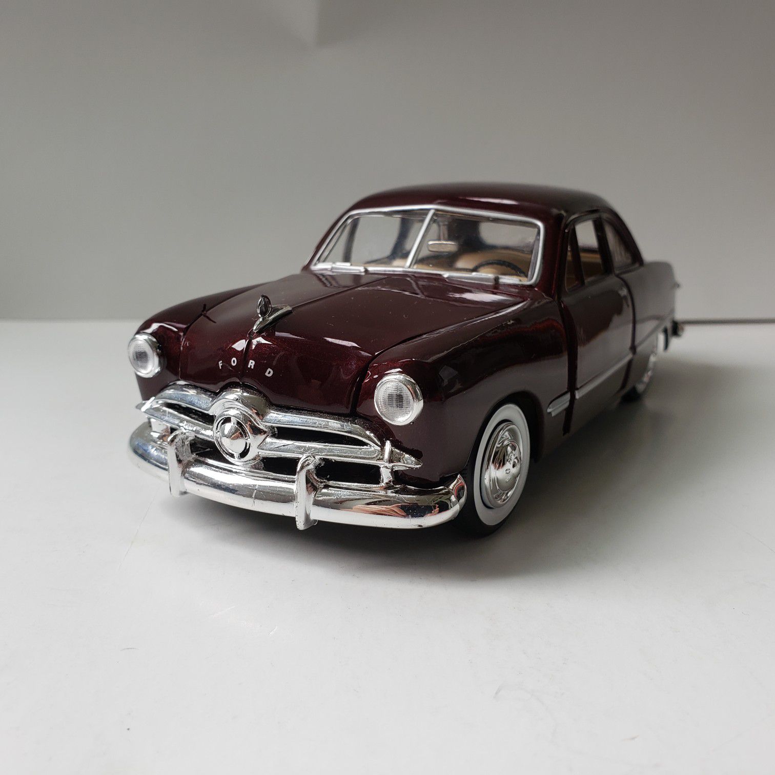 NEW Large 1949 Red Ford Coupe Sedan Car Toy Diecast Metal Model Scale 1/24 1:24 124 Vintage 1940s Classic