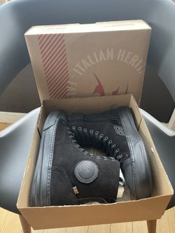 Falco Boots Brand New