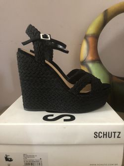 Schutz size 8