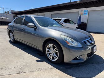 2015 Infiniti Q40