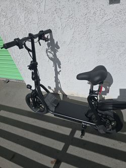 Electric Scooter with Seat