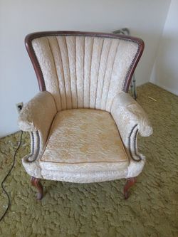 Late 1800s victoria  antique chairs