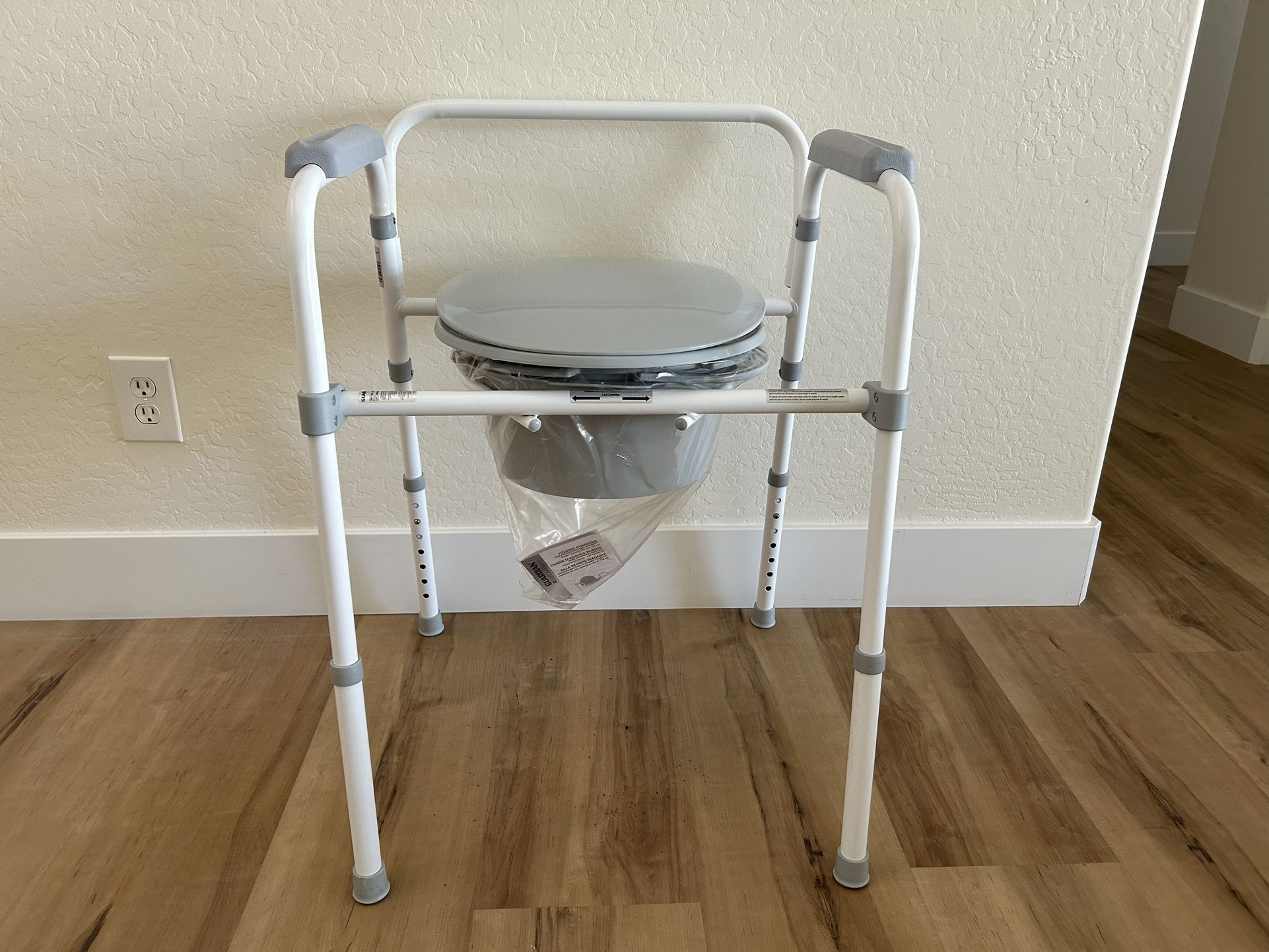 3-in-1 Commode