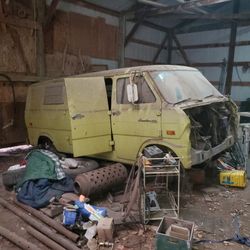 1973 Ford Econoline Body