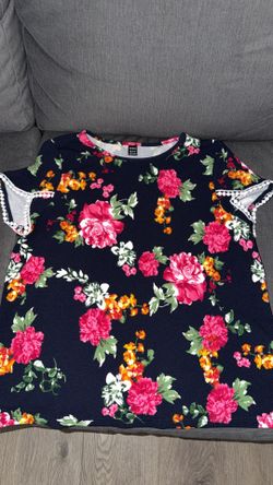 2 Women’s floral and black/white dress/casual shirts