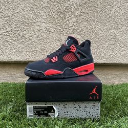 Jordan 4 Red Thunder Size 7Y