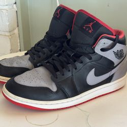 Air Jordan 1 Mid Men’s Size 10 